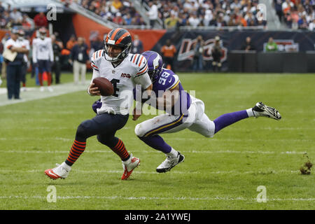 The Minnesota Vikings' Danielle Hunter (99) sackes Arizona Cardinals  quarterback Carson Palmer (3) in the second quarter on Thursday, Dec. 10,  2015, at University of Phoenix Stadium in Glendale, Ariz. (Photo by