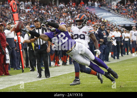 Chicago, United States. 29th Sep, 2019. Minnesota Vikings free safety Harrison Smith (22) is unable to catch a pass in front of Chicago Bears running back Tarik Cohen (29) during the second half of an NFL game at Soldier Field in Chicago on Sunday, September 29, 2019. Photo by Kamil Krzaczynski/UPI Credit: UPI/Alamy Live News Stock Photo