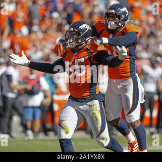 Von miller denver broncos hi-res stock photography and images - Alamy