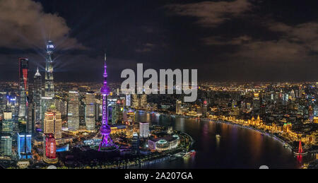 Beijing, China. 1st Nov, 2018. Photo taken on Nov. 1, 2018 shows the night view of Shanghai, east China. Credit: Shen Bohan/Xinhua/Alamy Live News Stock Photo