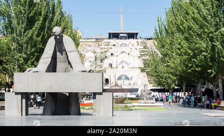 Monument to Alexander Tamanian by Artashes Hovsepyan, Yerevan Cascade, Yerevan, Armenia Stock Photo