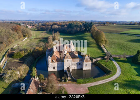 France, Cher, Berry, Boulleret, Buranlure castle (aerial view) // France, Cher (18), Berry, Boulleret, château de Buranlure (vue aérienne) Stock Photo