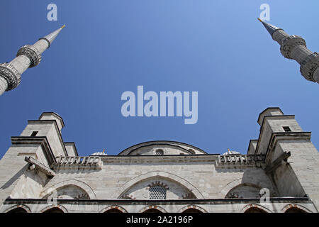 Blue Mosque seen from the outer courtyard, centre view, against blue sky, Fatih, Istanbul, Turkey. Stock Photo