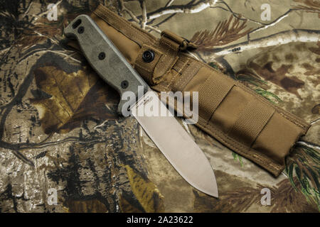 Bushcraft knife Stock Vector Images - Alamy