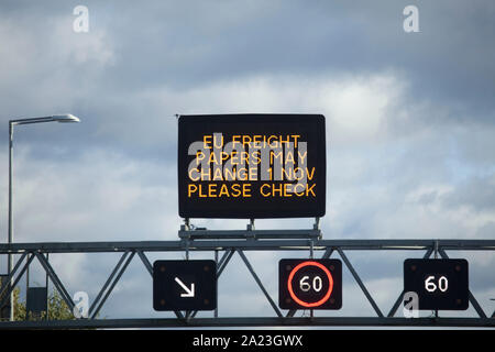 Brexit motorway road sign warning freight drivers. England Stock Photo