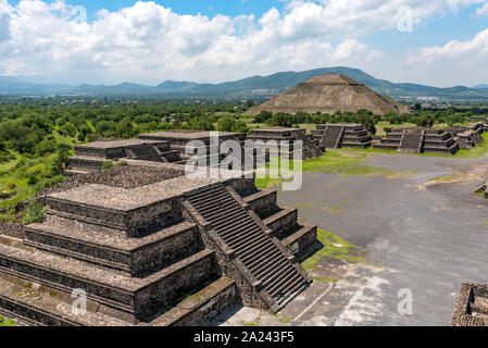 Aerial view of the Avenue of the Dead and Pyramid of the Moon. Teotihuacan, Mexico Stock Photo