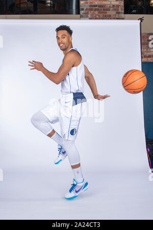 Sept 30, 2019: Dallas Mavericks guard Courtney Lee #1 poses during the Dallas Mavericks Media Day held at the American Airlines Center in Dallas, TX Stock Photo