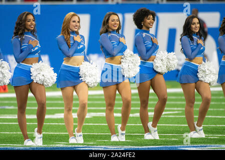 DETROIT, MI - SEPTEMBER 29: Lions cheerleaders during the national anthem before the NFL game between Kansas City Chiefs and Detroit Lions on September 29, 2019 at Ford Field in Detroit, MI (Photo by Allan Dranberg/Cal Sport Media) Stock Photo