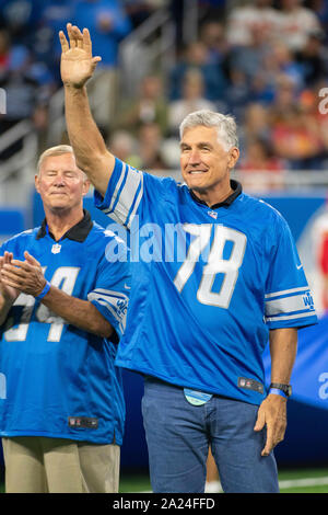 DETROIT, MI - SEPTEMBER 29: Former Detroit Lion Doug English being honored at halftime of the NFL game between Kansas City Chiefs and Detroit Lions on September 29, 2019 at Ford Field in Detroit, MI (Photo by Allan Dranberg/Cal Sport Media) Stock Photo