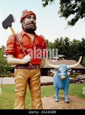 Paul Bunyon and Babe the blue ox statues, Eau Claire, Wisconsin Stock Photo