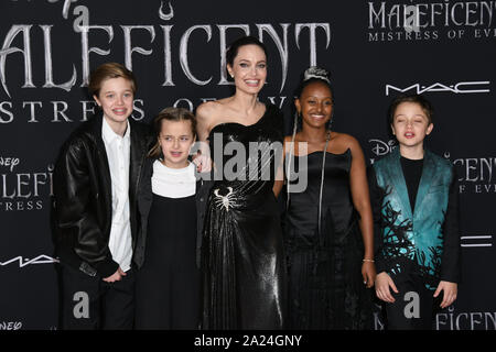 September 30, 2019, Hollywood, California, USA: 30 September 2019 - Hollywood, California - Shiloh Nouvel Jolie-Pitt, Vivienne Marcheline Jolie-Pitt, Angelina Jolie, Zahara Marley Jolie-Pitt, Knox Leon Jolie-Pitt. Disney's ''Maleficent: Mistress of Evil'' Los Angeles Premiere held at The El Capitan Theatre. Photo Credit: Birdie Thompson/AdMedia (Credit Image: © Birdie Thompson/AdMedia via ZUMA Wire) Stock Photo