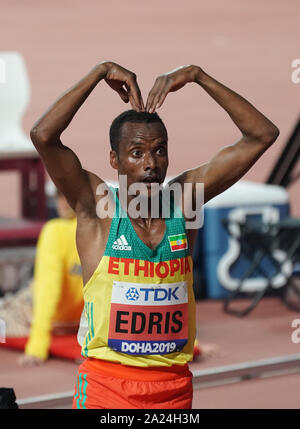 Doha, Qatar. 30th Sep, 2019. Muktar Edris of Ethiopia celebrates after the men's 5000m final at the 2019 IAAF World Championships in Doha, Qatar, Sept. 30, 2019. Credit: Xu Suhui/Xinhua/Alamy Live News Stock Photo