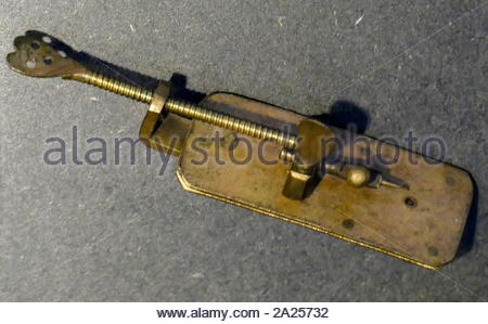 First microscope by Antonie van Leeuwenhoek Stock Photo: 82935684 - Alamy