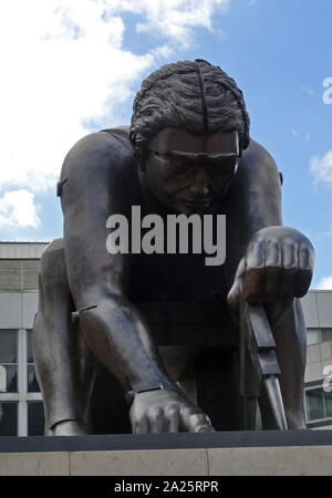 Bronze sculpture. Showing Isaac Newton, after William Blake, by Eduardo Paolozzi, 1995, British Library, London Stock Photo