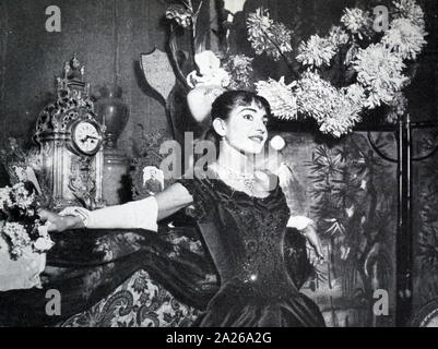 Maria Callas as Violetta (La Traviatta), at la Scala, Milan Italy. 1956. Maria  Callas, (1923 – 1977), was an American-born Greek soprano. She was one of  the most renowned and influential opera