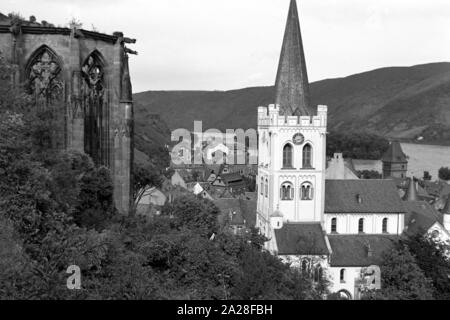 Evangelische Kirche Sankt Peter in Bacharach, Deutschland 1968. Protestant church Saint Peter at Bacharach, Germany 1968. Stock Photo