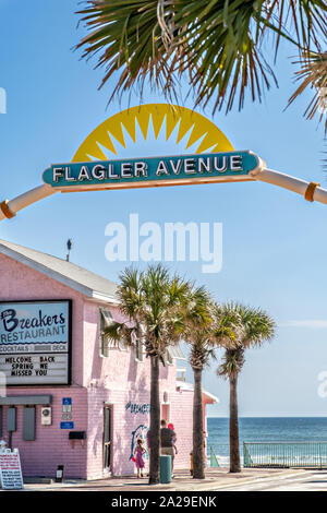 Car entrance to Flagler Avenue beach and boardwalk in New Smyrna Beach ...