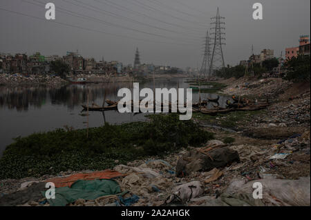 A general view shows the polluted Buriganga river in the capital Dhaka, Bangladesh, April 26, 2019. Stock Photo