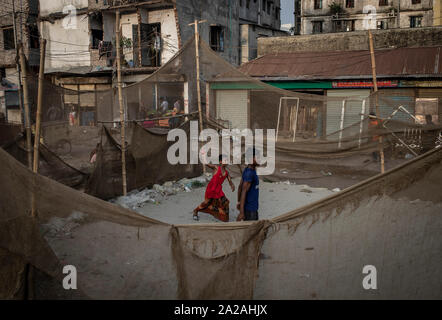 Children play cricket in Dhaka, Bangladesh, April 29, 2019. Stock Photo