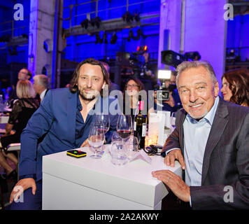 Jozef Kaban (right), Skoda Auto chief designer, and Winfried Vahland ...