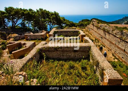 the ruins of villa jovis a roman palace atop monte tiberio ...