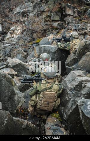 Patrol Of Norwegian Rapid Reaction Special Forces Fsk Soldiers In Patrol Of Norwegian Rapid Reaction Special Forces Fsk Soldiers In