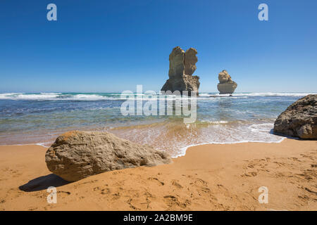 Gog and Magog are two giant limestone stacks offshore from the Gibson Steps on the Great Ocean Road outside Port Campbell in Victoria, Australia Stock Photo