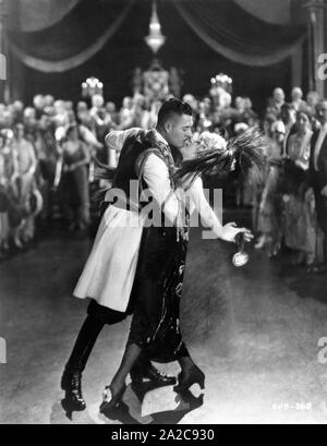 JOHN GILBERT and MAE MURRAY in THE MERRY WIDOW 1925 director ERICH von STROHEIM Silent movie from Franz Lehar operetta An Erich von Stroheim Production for Metro Goldwyn Mayer Stock Photo