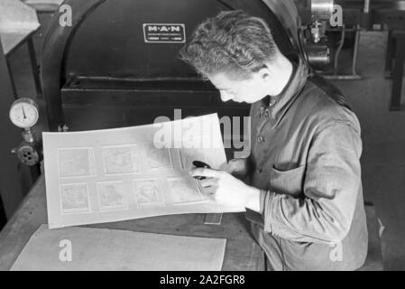 Produktionskontrolle in den MAN Werken, Deutsches Reich 1930er Jahre. Pruduction control in the MAN plants, Germany 1930s. Stock Photo