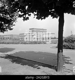 Die pädagogische Akademie oder Hochschule für Lehrerbildung in Dortmund, Deutschland 1930er Jahre. Pedagogical academy at Dortmund, Germany 1930s. Stock Photo
