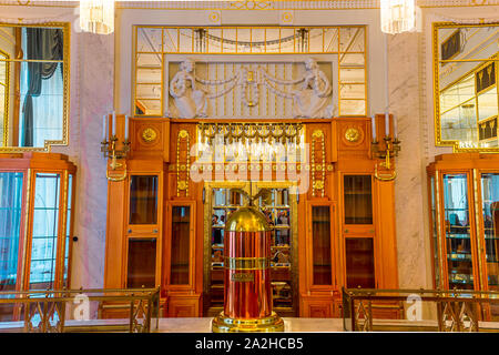 PRAGUE, CZECH REPUBLIC, SEPTEMBER 12 : Art deco interiors of the municipal house, Obecni Dum, september 12, 2019 in Prague, czech republic Stock Photo