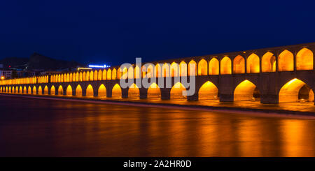 Si-o Se Pol bridge or Allahverdi Khan at sunrise, Esfahan, Iran Stock Photo