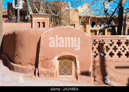 Red adobe houses, Abyaneh village, Esfahan Province, Iran Stock Photo