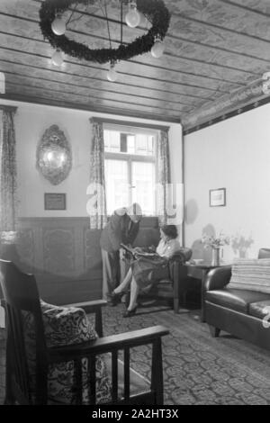 Urlaub im Schwarzwald, Deutsches Reich 1930er Jahre. Holidays in the Black Forest, Germany 1930s. Stock Photo