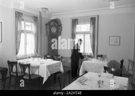 Urlaub im Schwarzwald, Deutsches Reich 1930er Jahre. Holidays in the Black Forest, Germany 1930s. Stock Photo