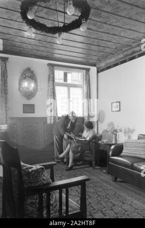 Urlaub im Schwarzwald, Deutsches Reich 1930er Jahre. Holidays in the Black Forest, Germany 1930s. Stock Photo