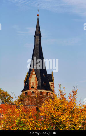 Erbach in the Odenwald region: keep of Erbach Castle, Odenwald District, Hesse, Germany Stock Photo