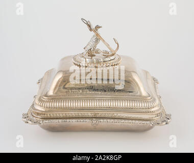 Entree Dish with Cover from the Hood Service, 1806/07, Paul Storr, English, 1771-1844, London, England, London, Sterling silver, 22.2 x 28.6 x 24.3 cm (8 3/4 x 11 1/4 x 9 1/2 in Stock Photo