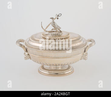 Sauce Tureen and Cover from the Hood Service, 1807/08, Paul Storr, English, 1771-1844, London, England, Sterling silver, 17.8 × 22.9 × 13 cm (7 × 9 × 5 1/8 in Stock Photo