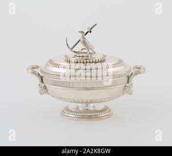 Sauce Tureen and Cover from the Hood Service, 1807/08, Paul Storr, English, 1771-1844, London, England, Sterling silver, 17.8 × 22.9 × 13 cm (7 × 9 × 5 1/8 in Stock Photo