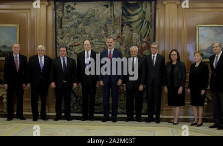 Madrid, Spain. 3rd Oct 2019.- Felipe VI (C) King of Spain receive in audience delegation of the Congress of the United States of America. Richard Duke Buchan III (2L) ambassador, Richard Shelby (1L) senate Appropriatons Committee, Mike Enzi (3L) Senate Budget Committee, Mike Crapo (L) Senate Committee on Banking, Fernando Martín Valenzuela (1R) Secretary of State for Foreign Affairs, Sabtiago Cabanas (2R) spanish ambassador, Deb Fisher (3R) Senate Armed Services Committee, Kay Granger (4R) congresswoman, Jonh Kennedy (R) Senate Appropriatons Committee, at the Zarzuela Palace.Photo: Juan Carlos Stock Photo