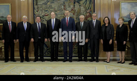 Madrid, Spain. 3rd Oct 2019.- Felipe VI (C) King of Spain receive in audience delegation of the Congress of the United States of America. Richard Duke Buchan III (2L) ambassador, Richard Shelby (1L) senate Appropriatons Committee, Mike Enzi (3L) Senate Budget Committee, Mike Crapo (L) Senate Committee on Banking, Fernando Martín Valenzuela (1R) Secretary of State for Foreign Affairs, Sabtiago Cabanas (2R) spanish ambassador, Deb Fisher (3R) Senate Armed Services Committee, Kay Granger (4R) congresswoman, Jonh Kennedy (R) Senate Appropriatons Committee, at the Zarzuela Palace.Photo: Juan Carlos Stock Photo