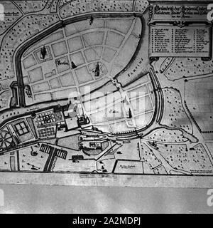 Reproduktion aus der Sammlung Erich Retzlaff: Plan der Stadt Berlin aus dem 18. Jahrhundert, Deutschland 1930er Jahre. Reproduktion from the Erich Retzlaff collection: map of the city of Berlin, 18th century, Germany 1930s. Stock Photo