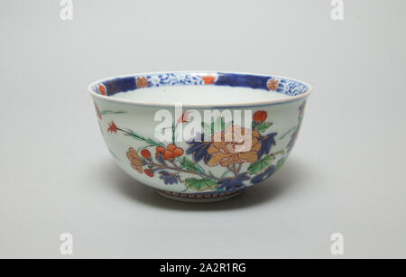 Unknown (Japanese), Tea Bowl with Lid, 18th Century, porcelain, Overall: 4 1/4 inches × 5 3/4 inches (10.8 × 14.6 cm Stock Photo