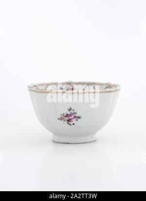 tea cup, 18th century, multicolored enamel overglaze on porcelain, 2-11/16 x 2-5/8 (diam.) in., Asian Art Stock Photo