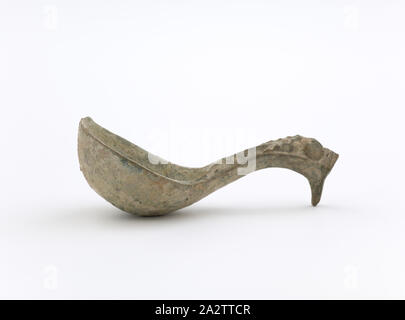 ladle, Eastern Han dynasty, Eastern Han dynasty, 25-220, earthenware, green glaze, 2-1/2 x 4-1/2 in., Asian Art Stock Photo
