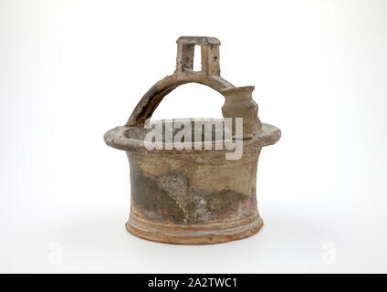 model of wellhead, Unknown, Eastern Han dynasty, 25-220, earthenware with green glaze, H: 8-1/4 in., Chinese, Asian Art Stock Photo