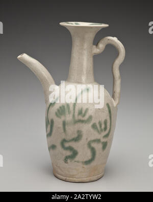 ewer with turquoise design, Five Dynasties, Five Dynasties, 900s, stoneware with glaze, Changsha ware, H: 9-3/4 in., Asian Art Stock Photo