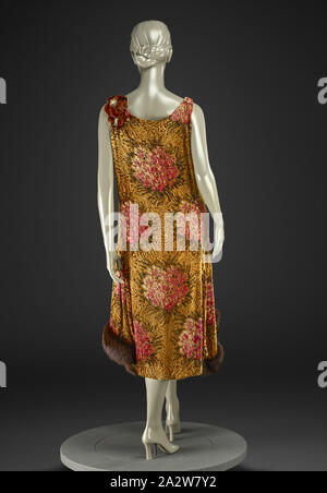 evening dress, Unknown, early 1920s, silk velvet, silk chiffon, fur, A)  dress: center back 41 in.,