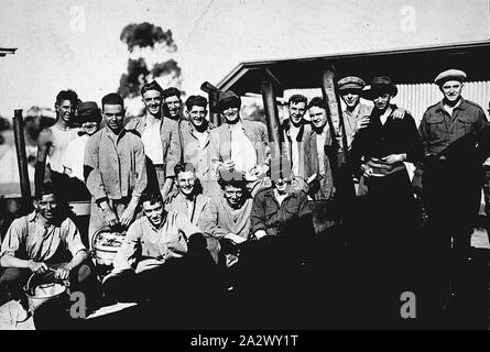 Negative - Seymour, Victoria, 1924, A group of soldiers at a field kitchen Stock Photo